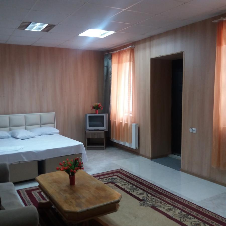 Hostel Anna Borjomi Bagian luar foto